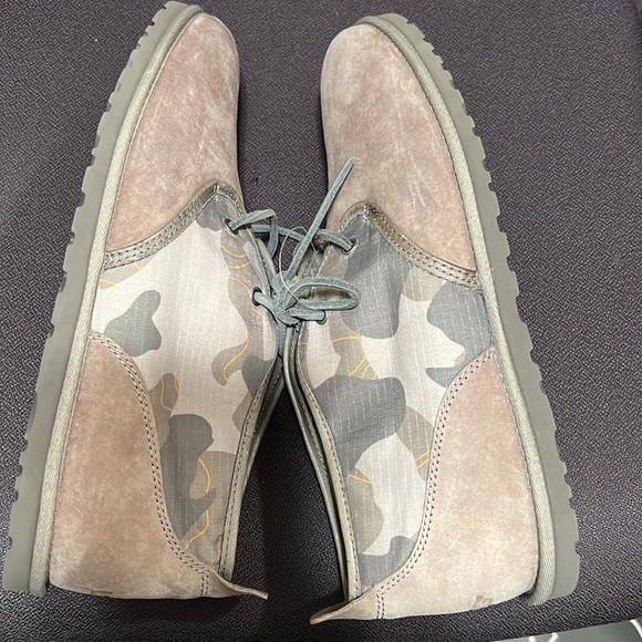UGG MEN\'S MAKSIM CHUKKA CAMOUFLAGE SUEDE BOOTS main image 4